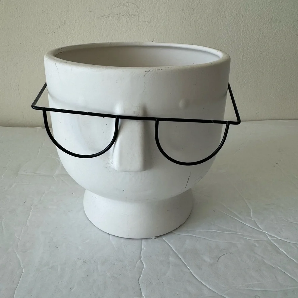 Face with glasses 6in ceramic planter white